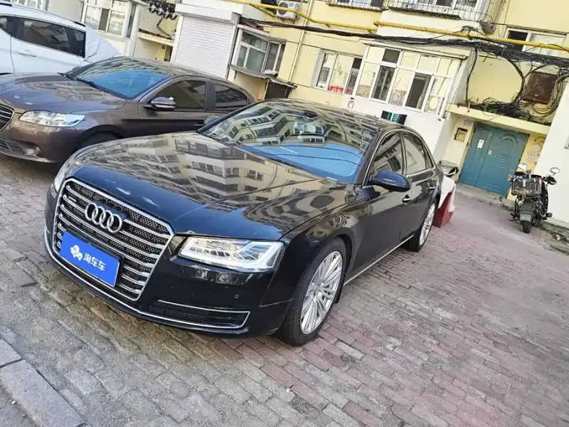 Audi A8, 2015