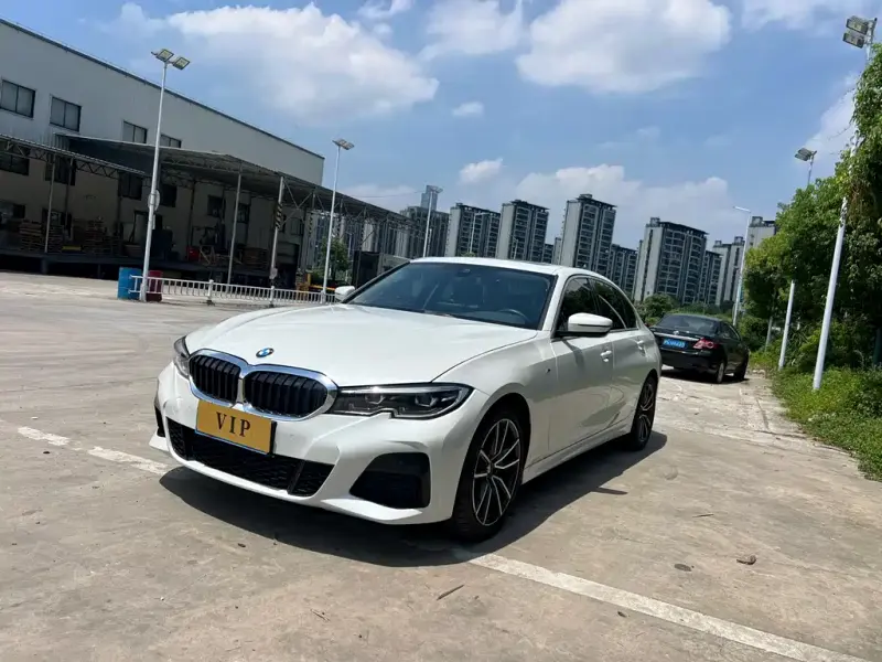 BMW 3 Series, 2021