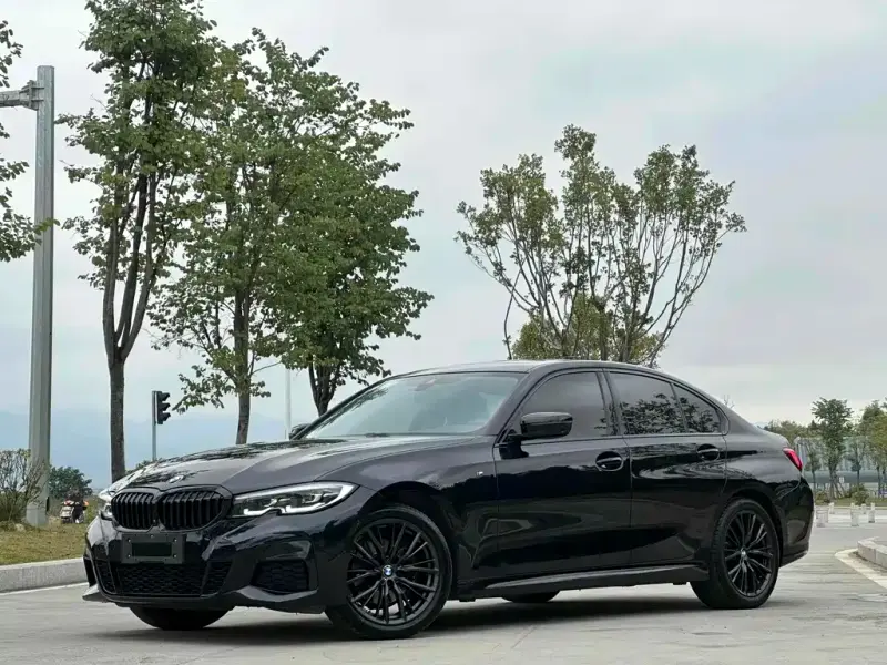 BMW 3 Series, 2021