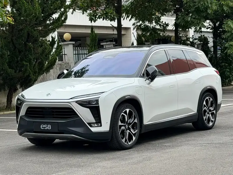 NIO ES8, 2022