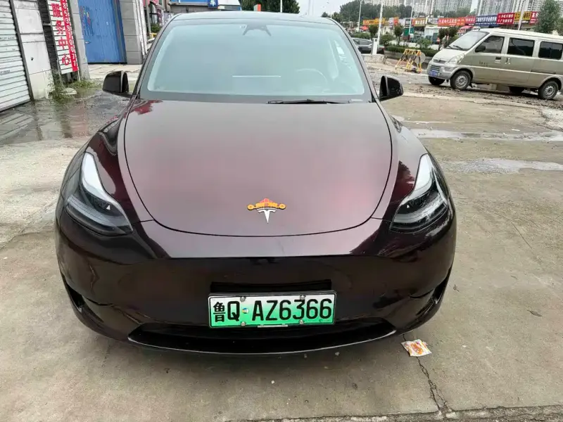 Tesla Model Y, 2023