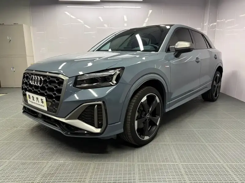 Audi Q2L, 2023