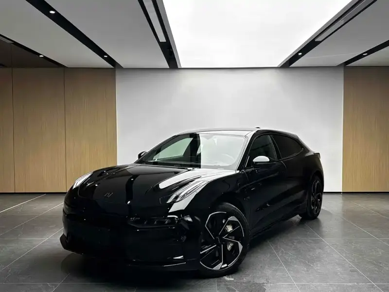 Zeekr 001, 2022