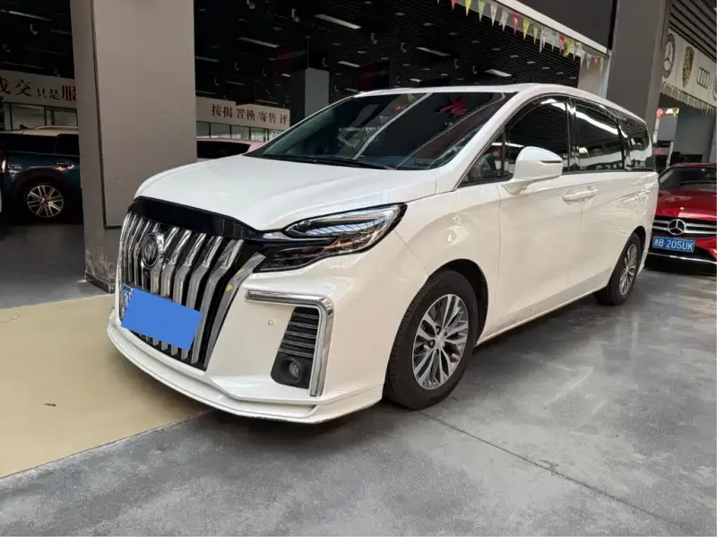 Buick GL8, 2021