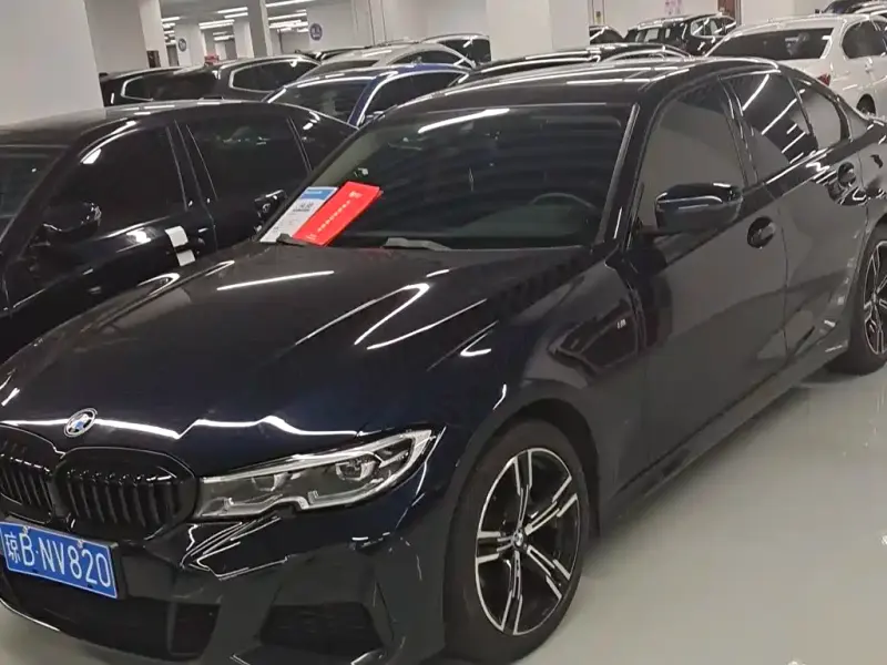 BMW 3 Series, 2022