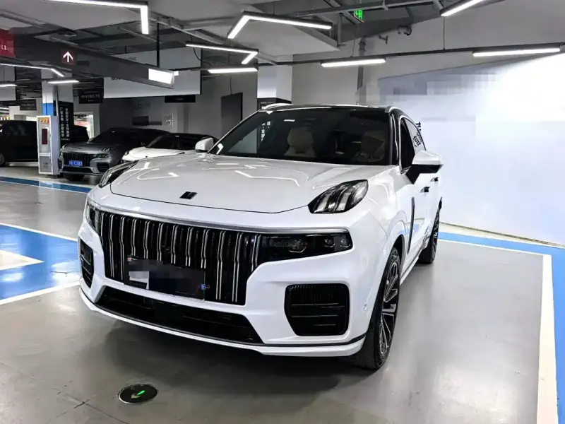 Lynk & Co 09, 2024