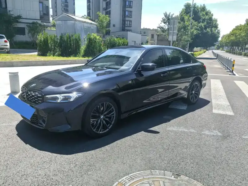 BMW 3 Series, 2023