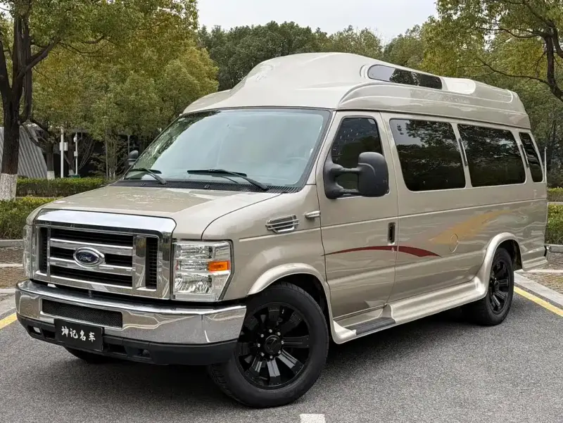 Ford E350, 2012