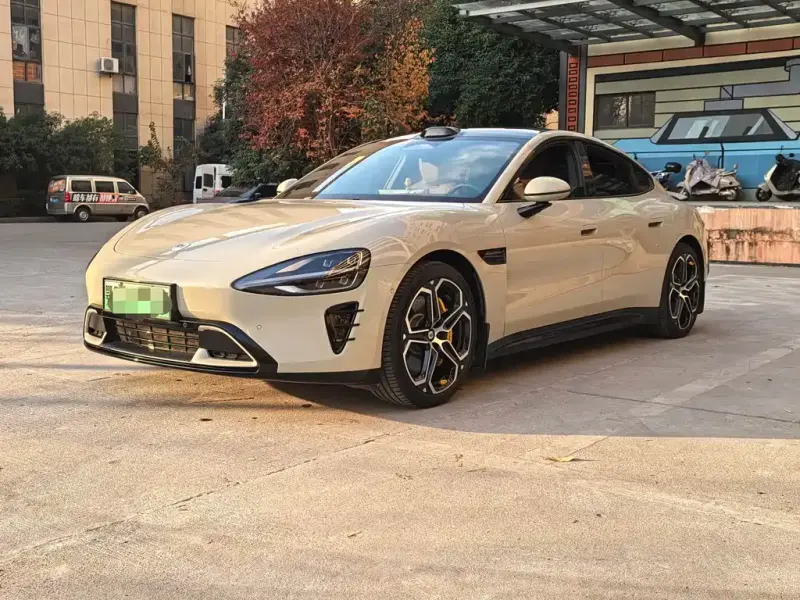 Xiaomi SU7, 2025
