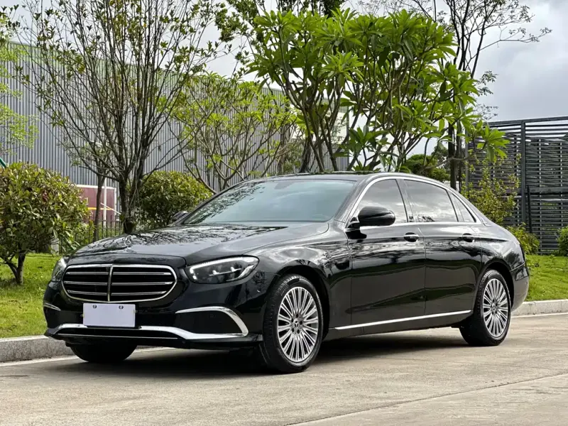Mercedes-Benz E-Class, 2022