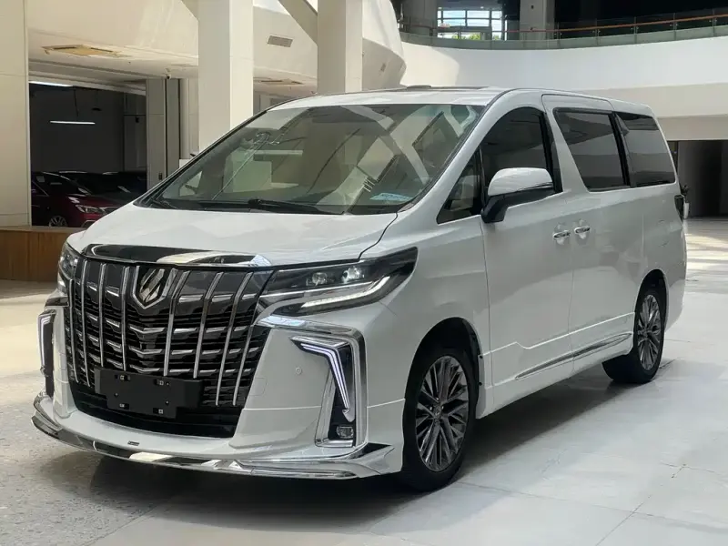 Toyota Alphard, 2013