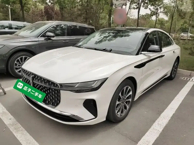Lincoln Z, 2025