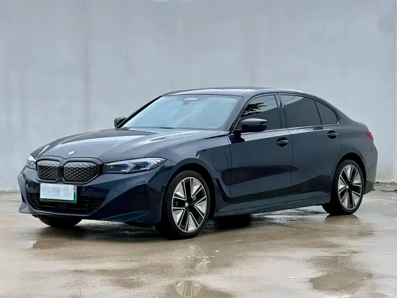 BMW i3, 2025