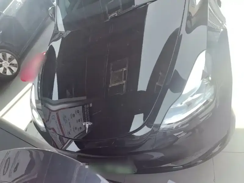 Tesla Model Y, 2023