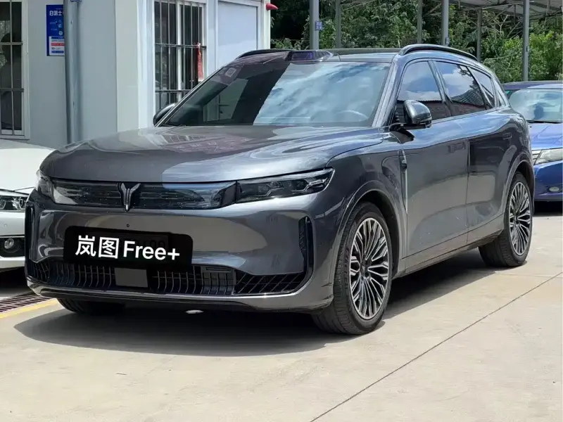 VOYAH FREE, 2025