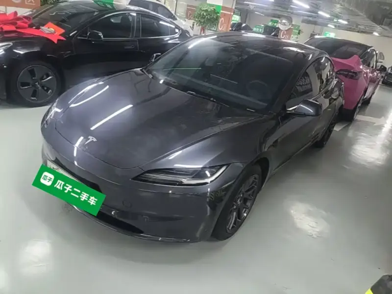 Tesla Model 3, 2024