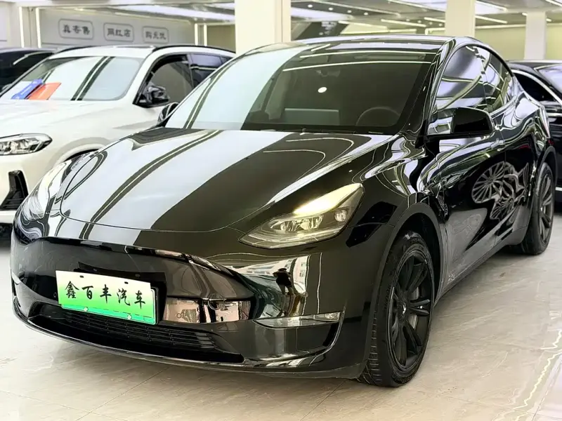 Tesla Model Y, 2023