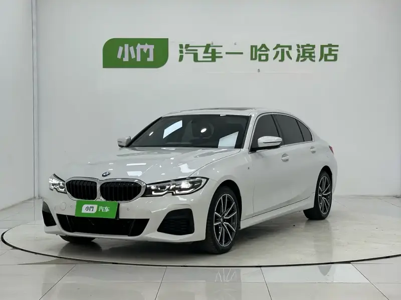 BMW 3 Series, 2022