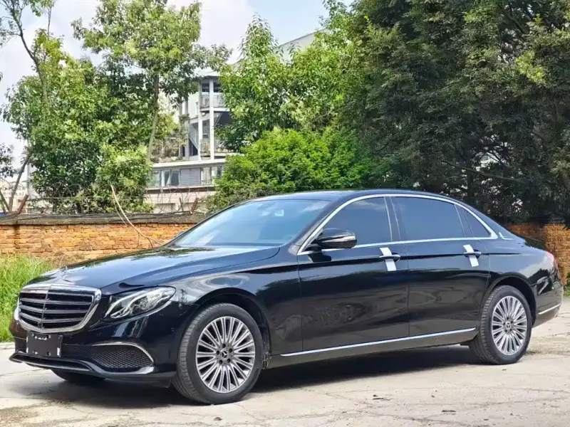 Mercedes-Benz E-Class, 2020 — фото 1