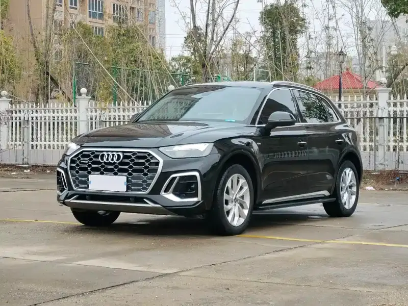 Audi Q5L, 2022