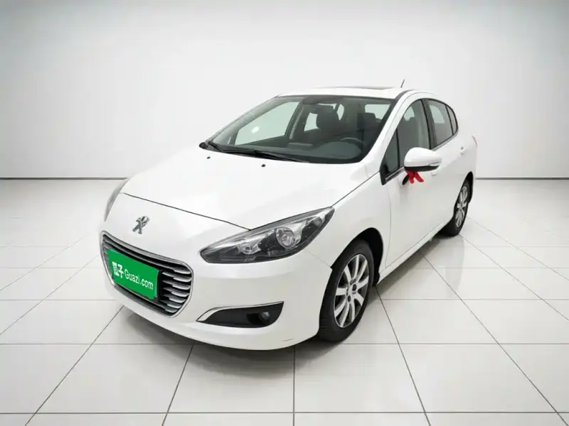 Peugeot 308, 2015
