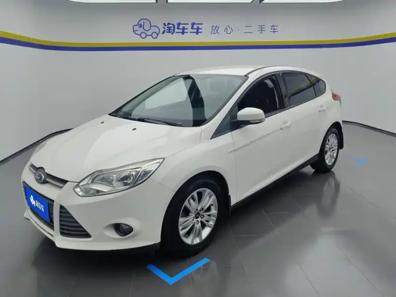 Ford Focus, 2015 — фото 1