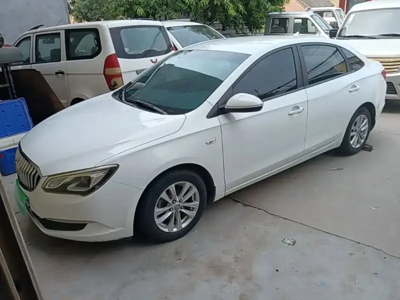 Buick Excelle, 2017