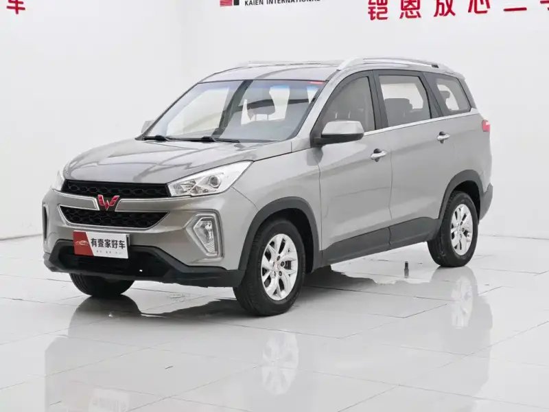 Wuling Hongguang S3, 2018