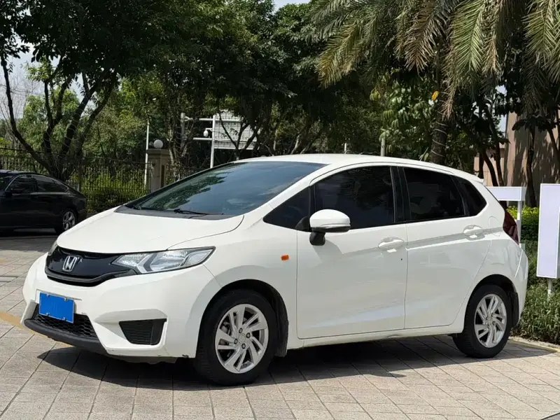 Honda Fit, 2017 — фото 1