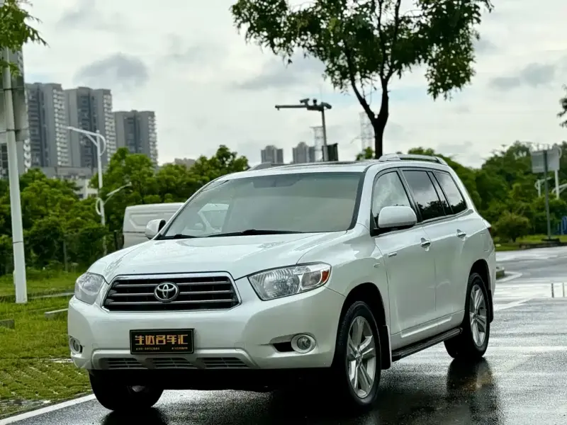 Toyota Highlander (Import), 2008