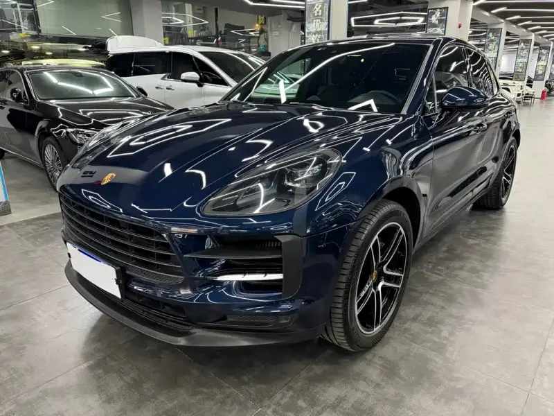 Porsche Macan, 2021 — фото 1