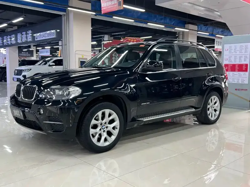 BMW X5 (Import), 2011