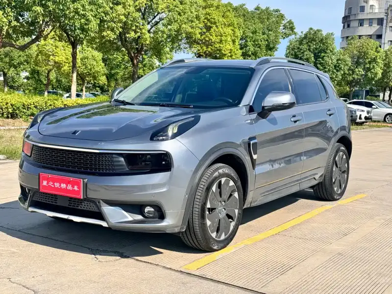 Lynk & Co 01 EM-P, 2018