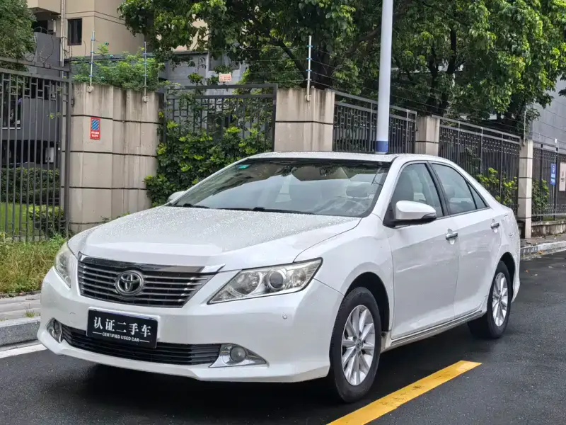 Toyota Camry, 2014