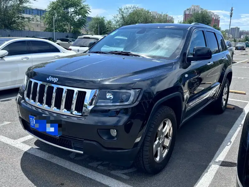 Jeep Grand Cherokee (Import), 2012