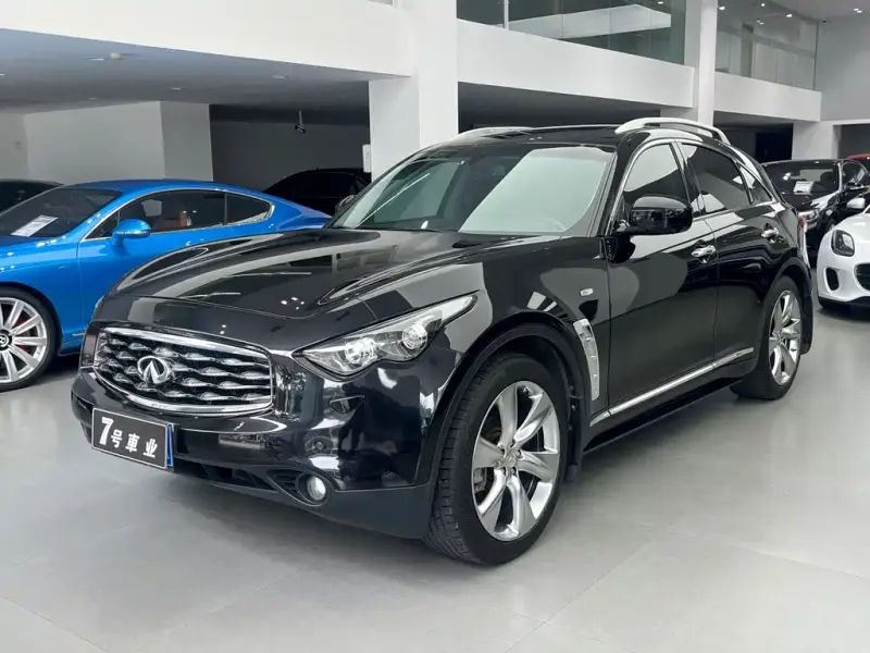 Infiniti FX, 2012