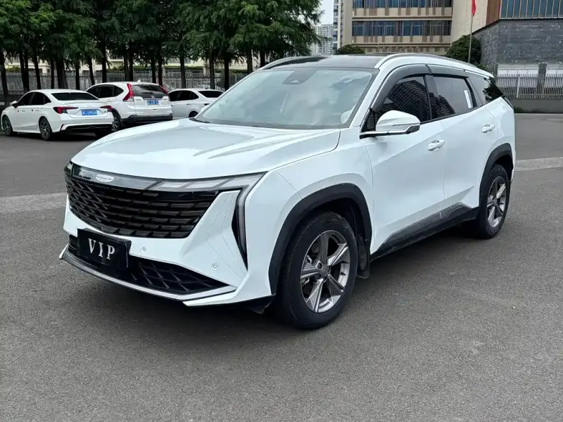Geely Boyue L, 2022