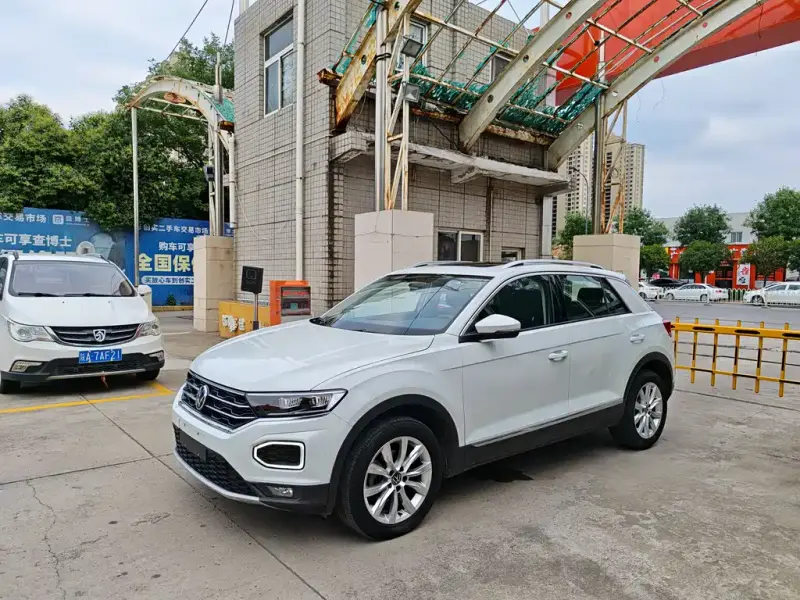 Volkswagen T-Roc, 2023