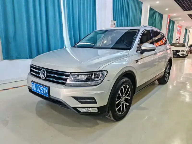 Volkswagen Tiguan L, 2018