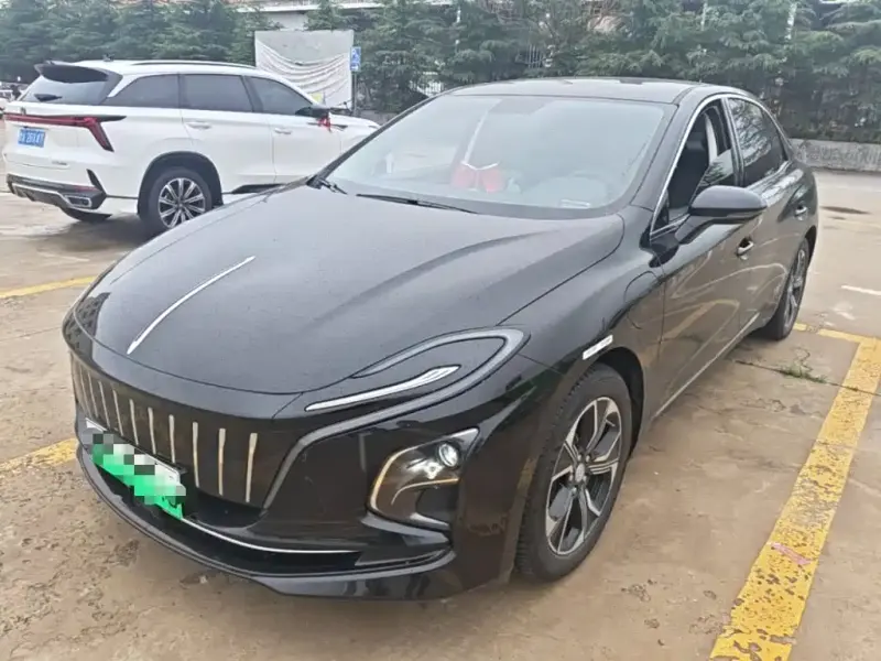 Hongqi E-QM5, 2024