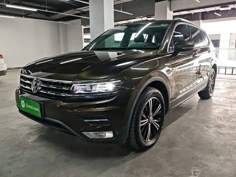 Volkswagen Tiguan L, 2017