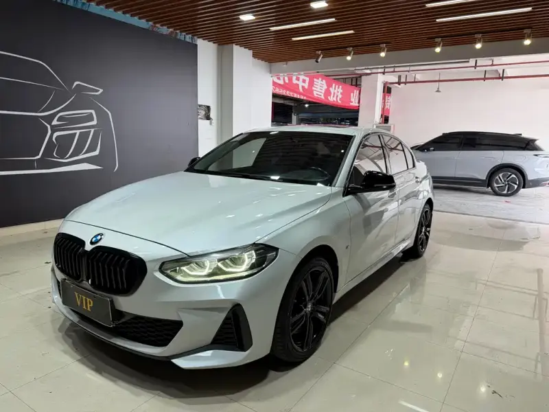 BMW 1 Series, 2021