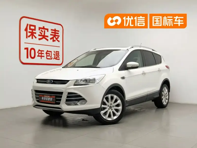 Ford Kuga, 2015