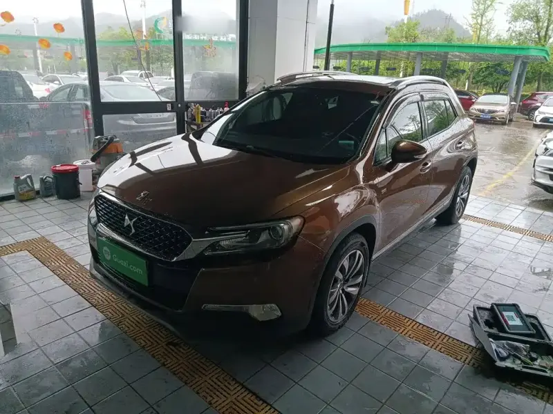DS 6, 2015