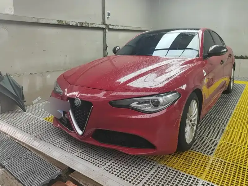 Alfa Romeo Giulia, 2017
