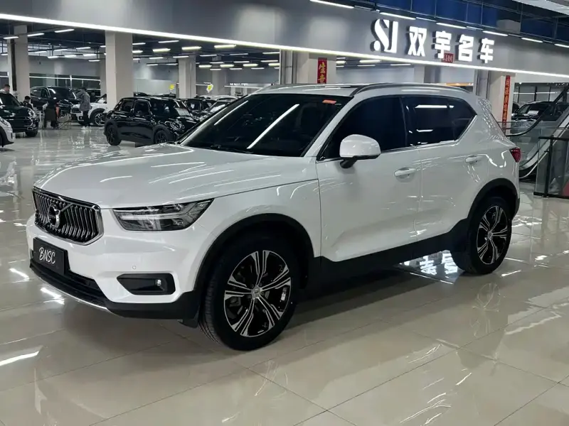 Volvo XC40, 2020