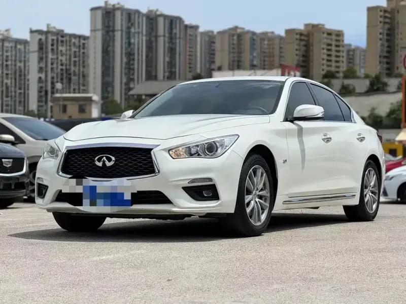 Infiniti Q50L, 2023