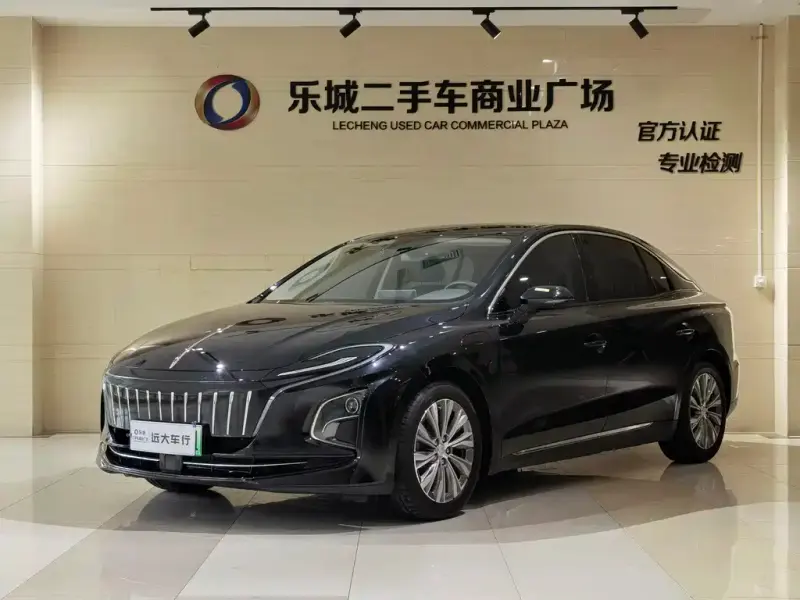 Hongqi E-QM5, 2024