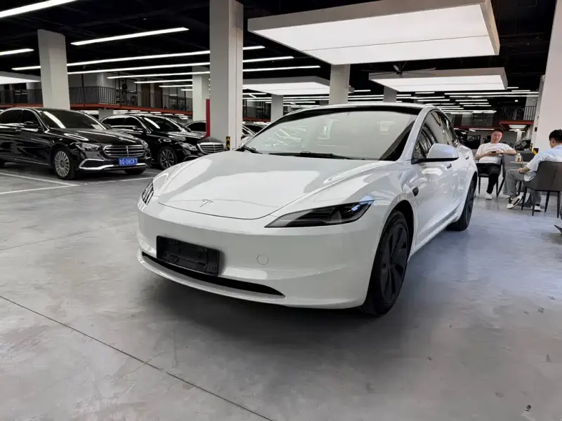 Tesla Model 3, 2024