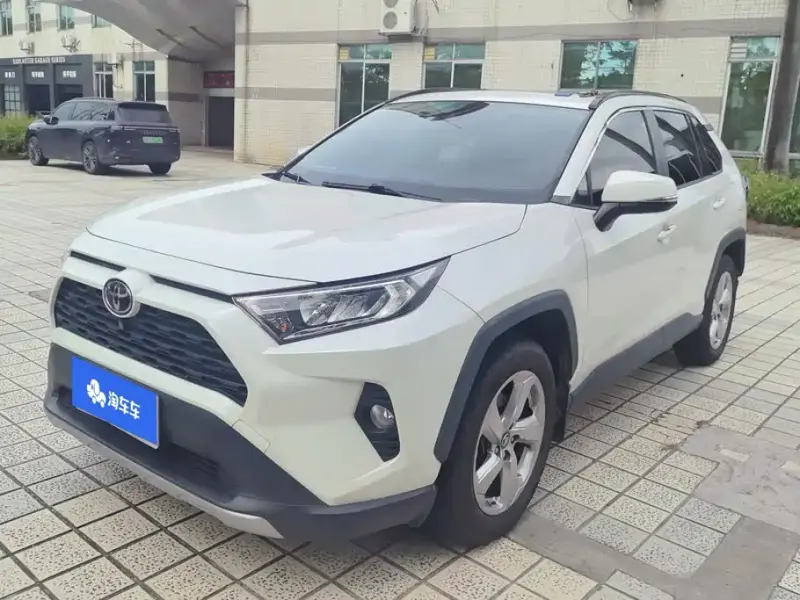 Toyota RAV4, 2021